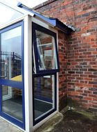 Aluminium casement window